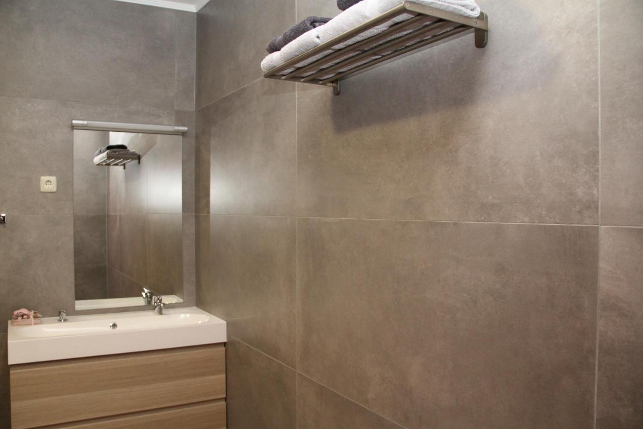 Simon Vendeghaz Balatongyoeroek Apartment Bagian luar foto